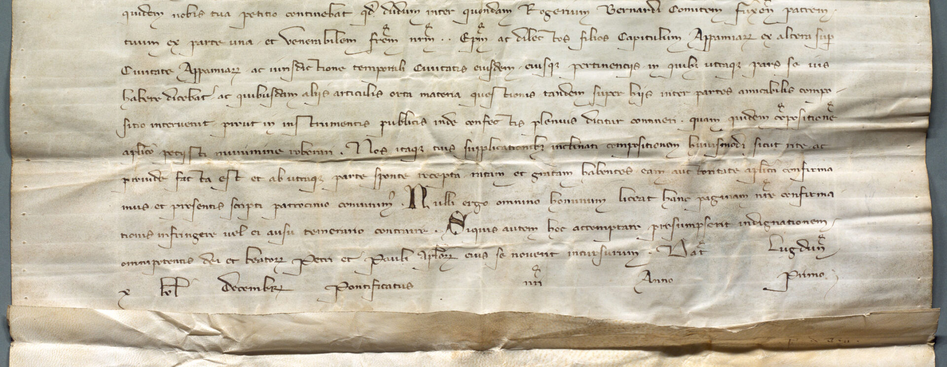 Recto de la bulle du pape Clément V portant confirmation d’un accord entre le comte de Foix, l’évêque et le chapitre de Pamiers au sujet du paréage de Pamiers